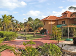 Hotel Arenas Doradas, Vista exterior.