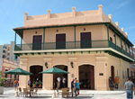 Hotel Camino de Hierro. Facade